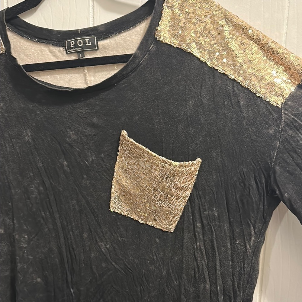 POL Black and Gold Sequin Long Sleeve Blouse - Picture 8 of 15